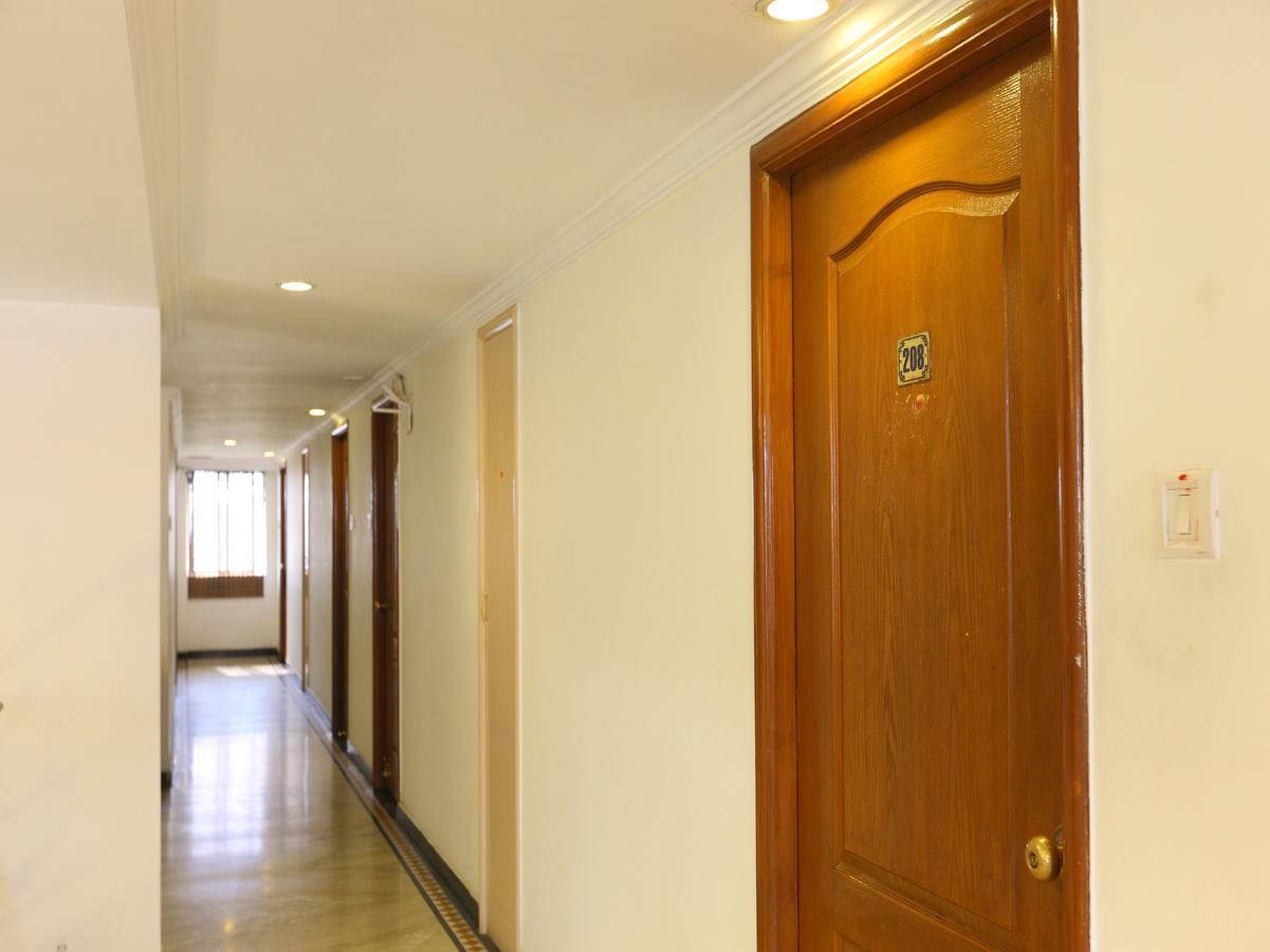Oyo 1081 Hotel Sindhu International Tirupati Eksteriør bilde