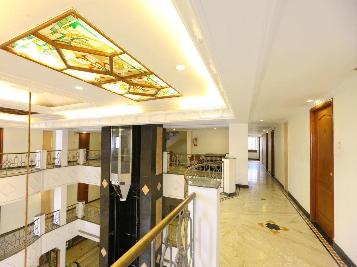 Oyo 1081 Hotel Sindhu International Tirupati Eksteriør bilde