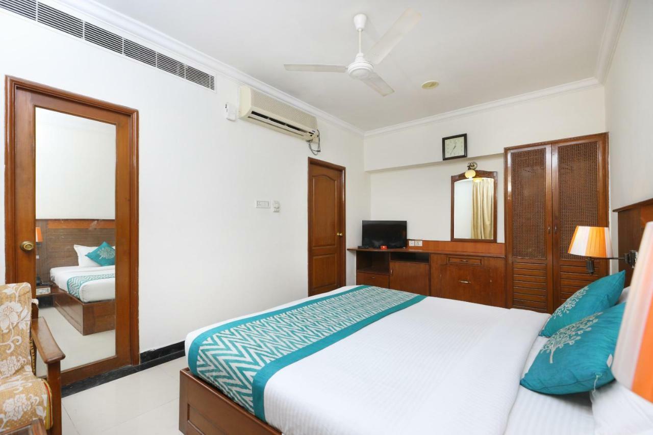 Oyo 1081 Hotel Sindhu International Tirupati Eksteriør bilde